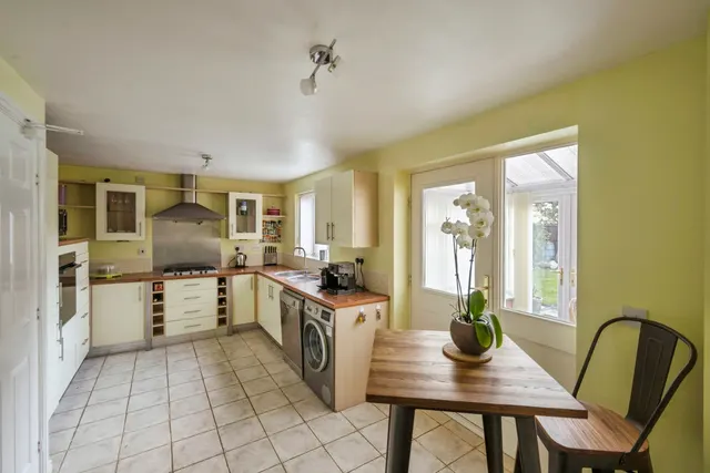 Brander Close, Doncaster, DN4, photo 2