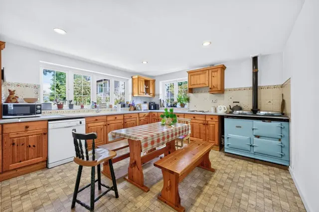 Kemming Road, Whitwell, PO38, photo 2