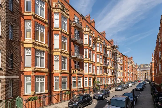 Montagu Mansions, W1U, photo 1