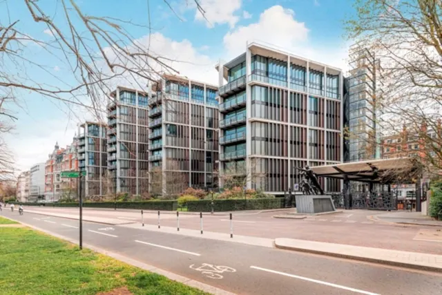 One Hyde Park, London, SW1X, photo 1