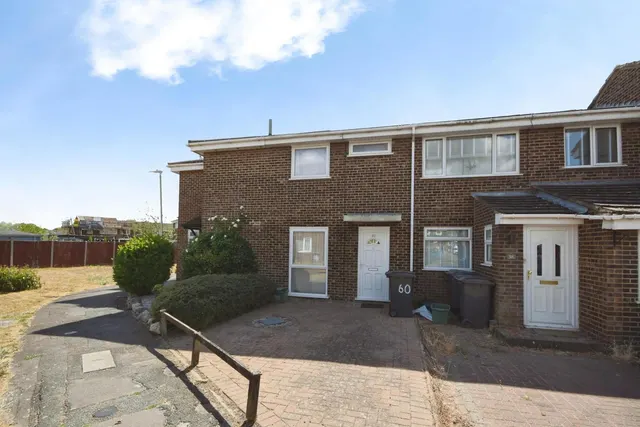 Begonia Close, Chelmsford, Essex, CM1, photo 1
