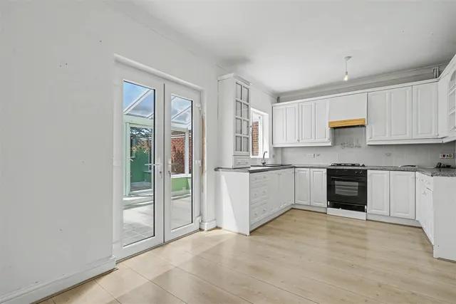 Mikado Road, Sawley, NG10, photo 3