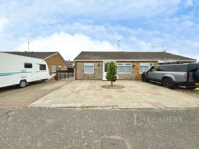 Laburnum Close, Clacton-on-Sea, CO15, photo 1