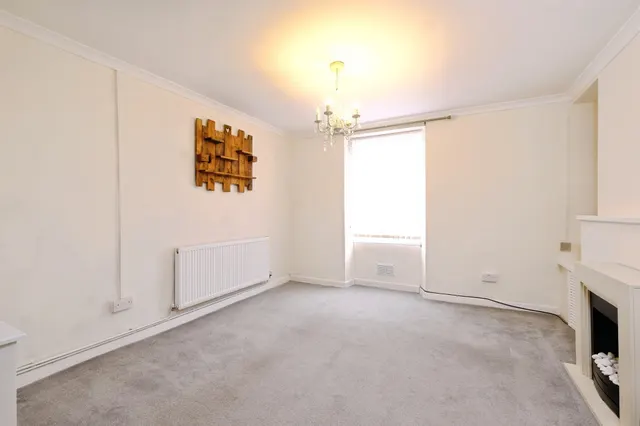 Kimberley Terrace, Tredegar, NP22, photo 2
