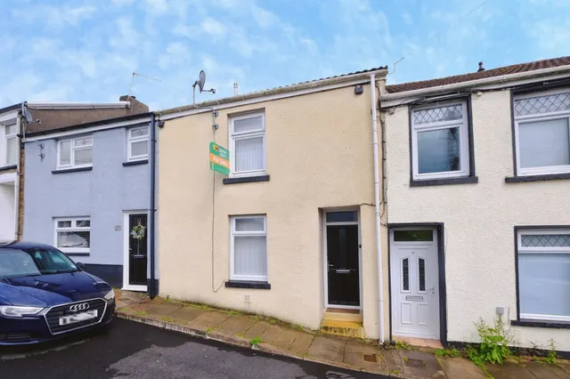 Kimberley Terrace, Tredegar, NP22, photo 1