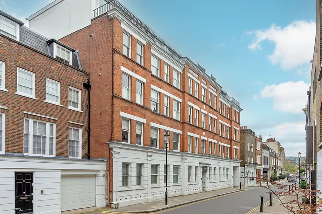 Flat C Rectory Chambers, Old Church Street, London, photo 1