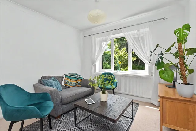 Kerry Garth, Horsforth, LS18, photo 2