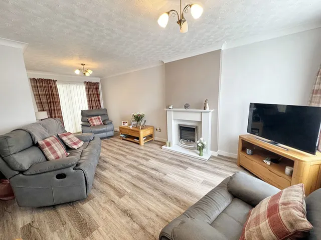 Photo 2 — Heol Conwy, Abergele, Conwy, LL22 7UT