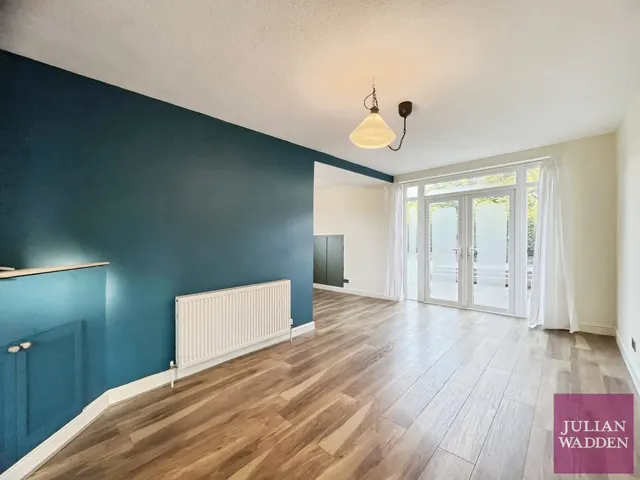 Woodgate Close, Bredbury, SK6, photo 3