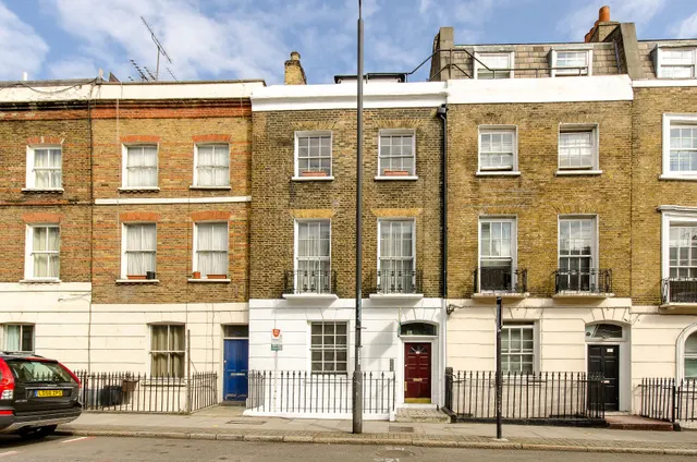 Flat 1, 26 Swinton Street, London, photo 1