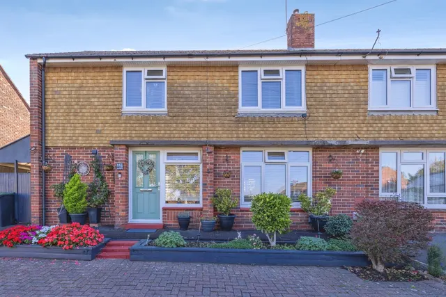 Milton Road, Waterlooville, PO7, photo 1