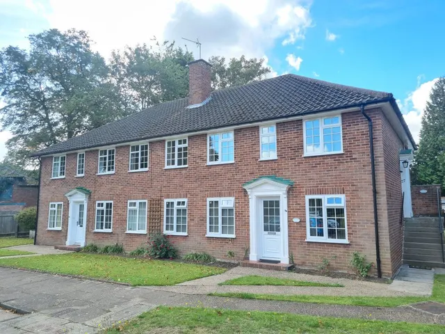 Cedars Court, Leicester, LE2, photo 2