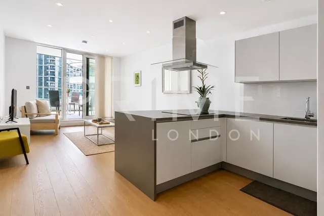 Sophora House, Vista Chelsea Bridge Wharf, SW11, photo 1