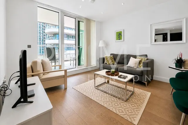 Sophora House, Vista Chelsea Bridge Wharf, SW11, photo 3