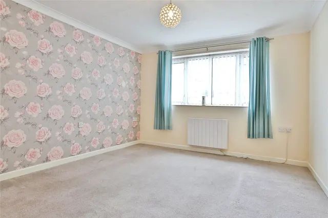 Bournemouth Road, Poole, BH14, photo 2