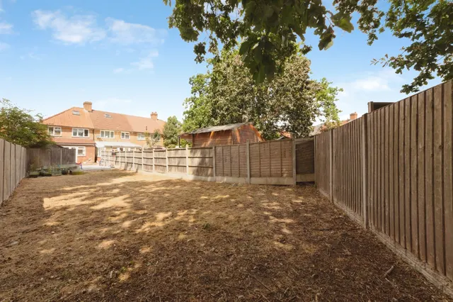 Broom Hall Grove, Birmingham, B27, photo 3