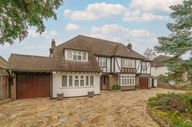 28 Grimwade Avenue, Croydon, photo 1