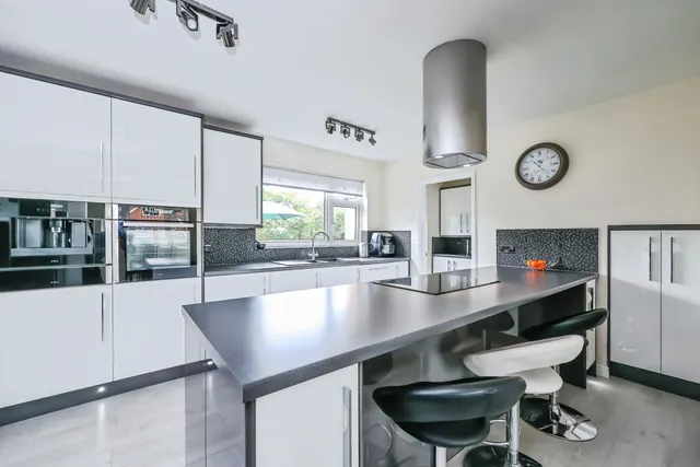 Leyland Close, Nottingham, NG9, photo 2