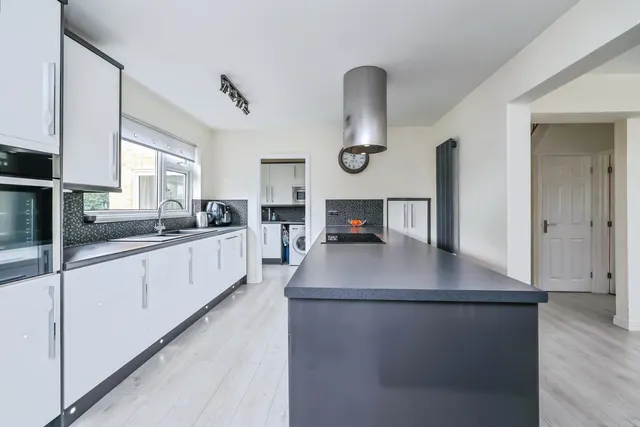 Leyland Close, Nottingham, NG9, photo 3