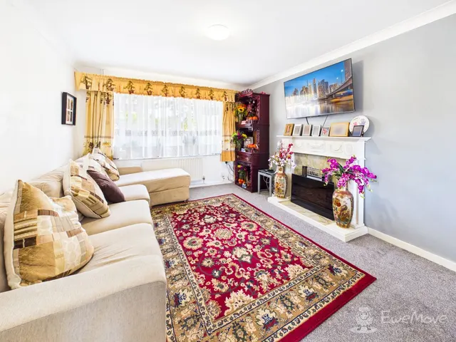 Apollo Drive, Bordon, GU35, photo 2