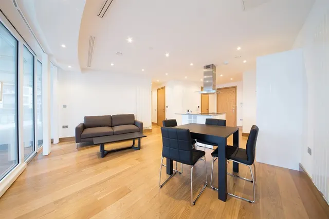 Arena Tower, Canary Wharf, photo 1