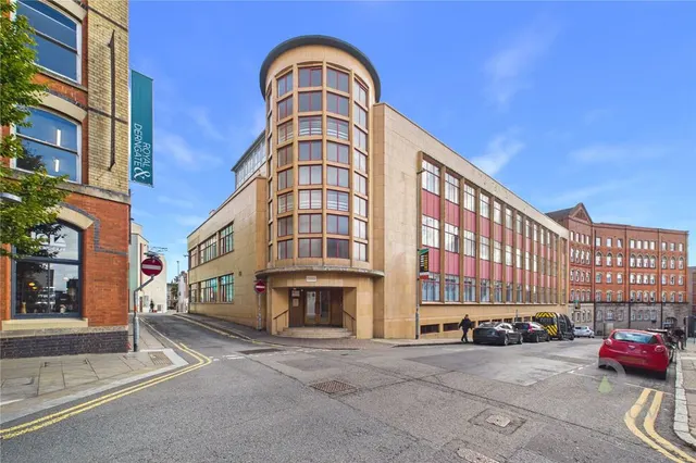 Guildhall Road, Northampton, NN1, photo 1
