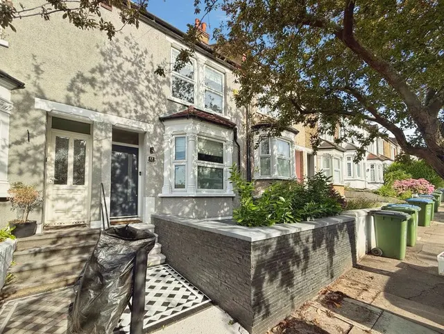 Howarth Road, London, SE2, photo 1