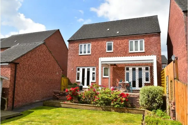Cefn Maes, Carmarthen, SA33, photo 1