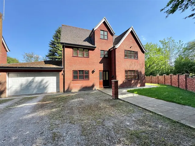 Woodside Drive, Macclesfield, SK11, photo 1