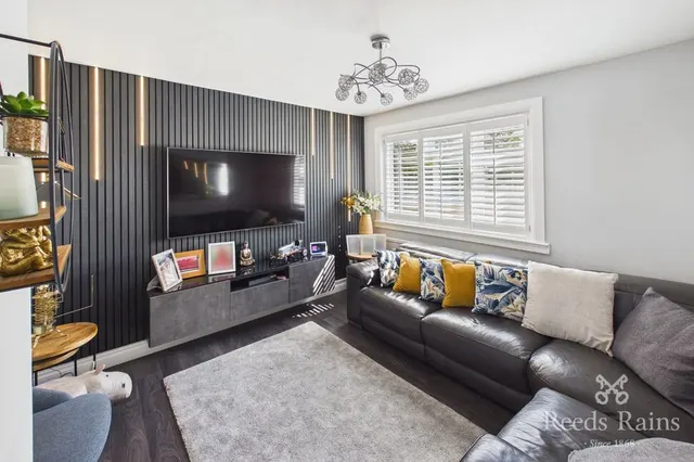 Photo 2 — Sale, Greater Manchester, M33