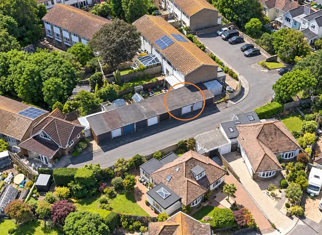 Langley Close, Brixham, photo 2