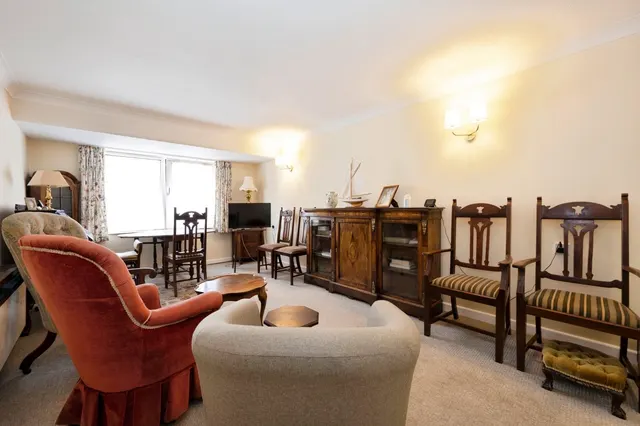 Wey Hill, Haslemere, GU27, photo 2