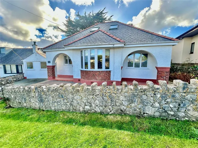 Bay View Road, Benllech, LL74, photo 1