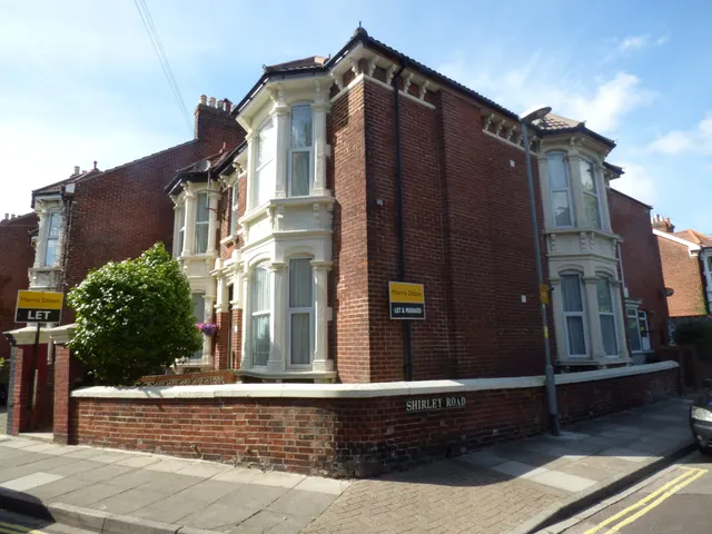 Wimbledon Park road, Southsea, PO5, photo 1