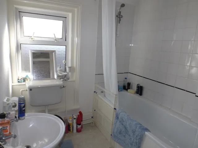 Wimbledon Park road, Southsea, PO5, photo 2