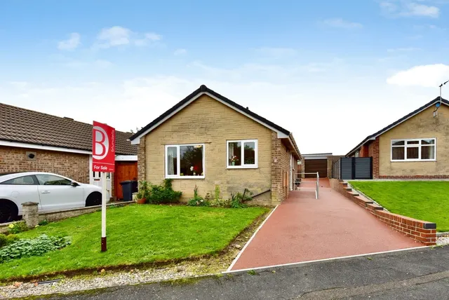 Galley Drive, Waterthorpe, S20, photo 1