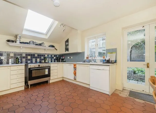 Dalyell Road, Stockwell, SW9, photo 3