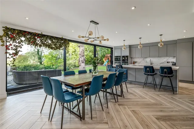 The Merridale, Hale, WA15, photo 3