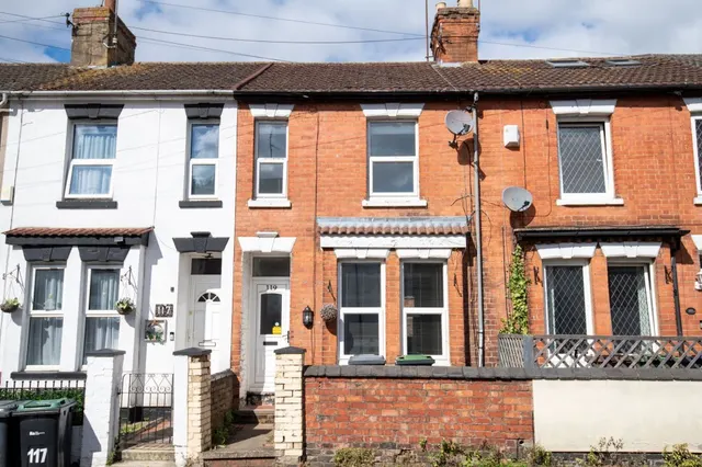 Palk Road, Wellingborough, NN8, photo 1