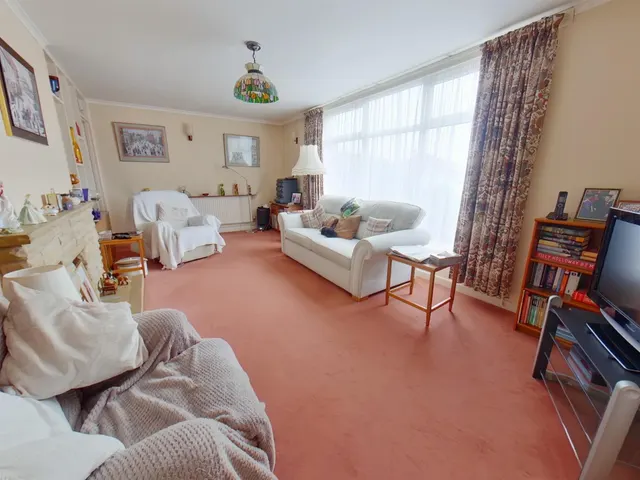 Photo 3 — Bells Lane, Stubbington, Fareham
