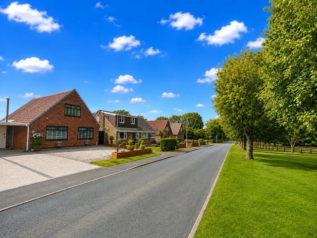 Eastfield Road, Keyingham, HU12, photo 1
