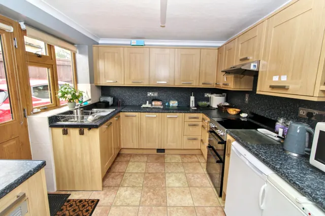 Inkerman Drive, Hazlemere, HP15, photo 2
