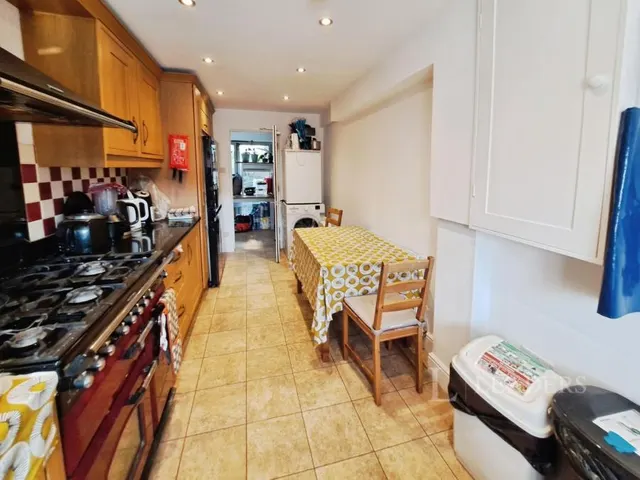 Kingfisher Way, Bishops Stortford, CM23, photo 2