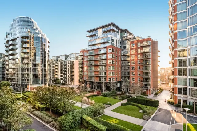 Photo 2 — Spinnaker House, Battersea Reach