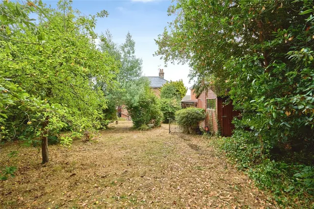 Red Road, Wootton Bridge, PO33, photo 2