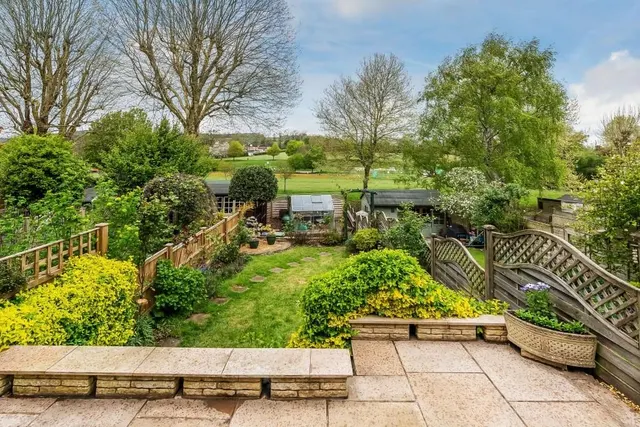Rothes Road, Dorking, RH4, photo 2