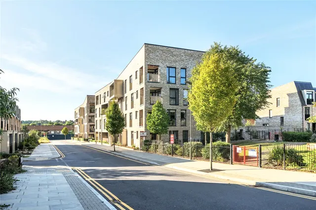 Hera Avenue, Barnet, EN5 2FQ, photo 1