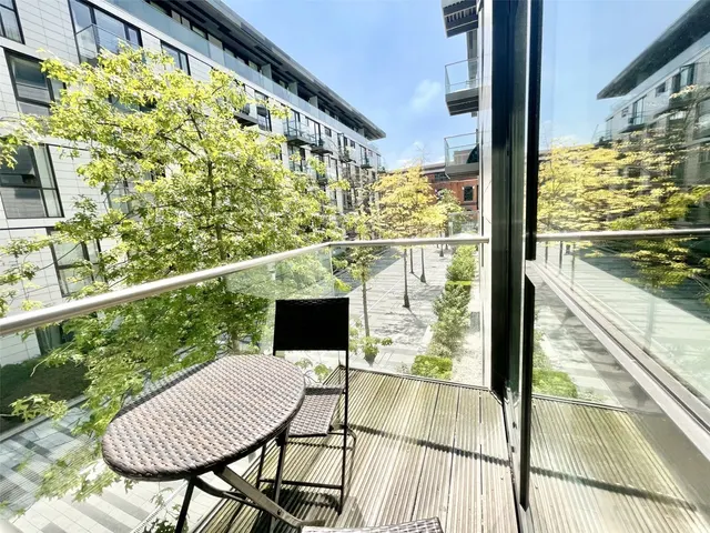 Leman Street, London, E1, photo 3