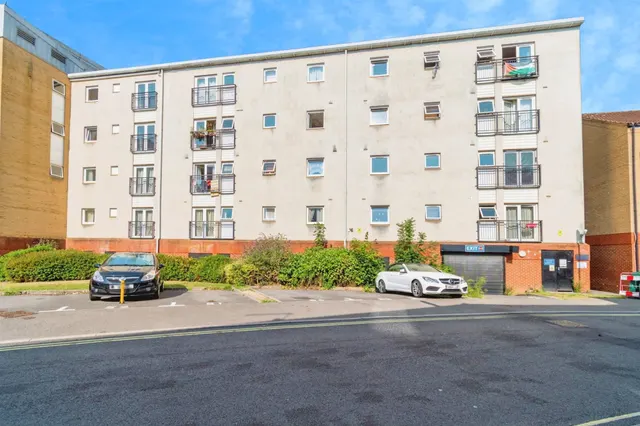 White Star Place, SOUTHAMPTON, photo 1