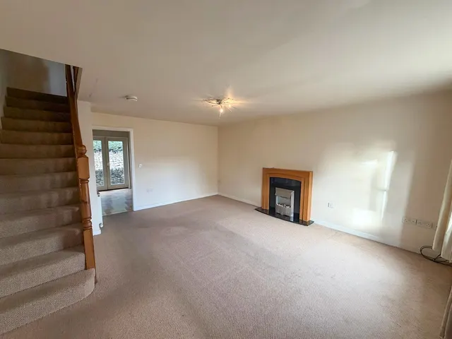 Photo 2 — St. Johns Close, Silsden, BD20 0EP